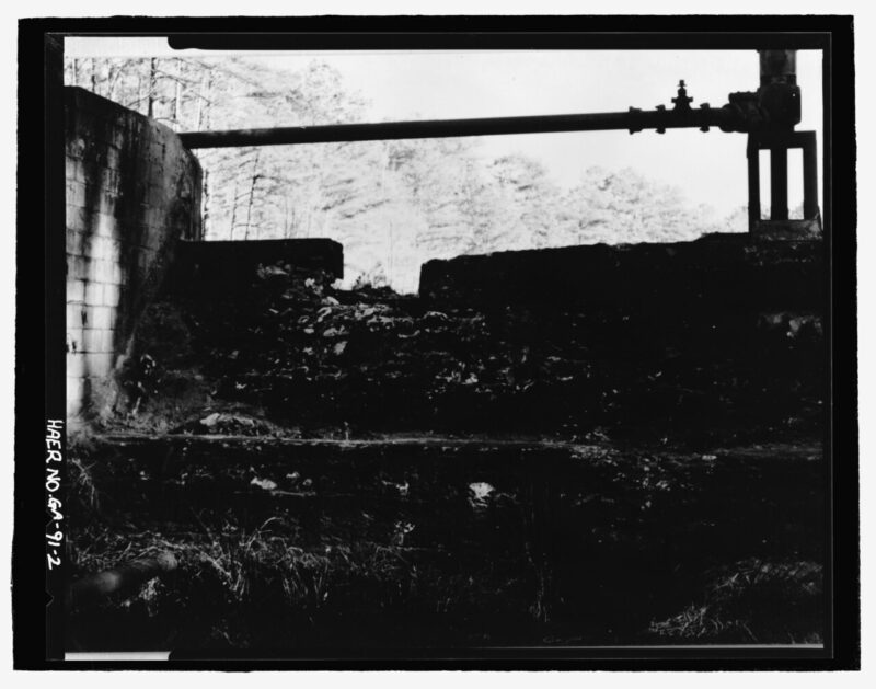 Why Drainage Makes or Breaks a Retaining Wall